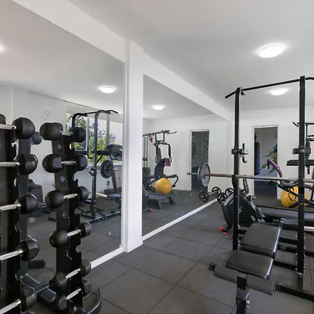 Private * Candelaria